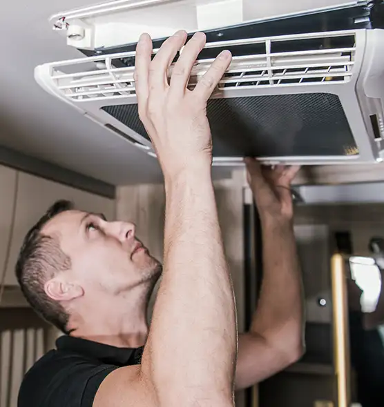  Professional Licensed And Insured Cleaners in Glenvar Heights, FL